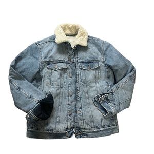Mens Sherpa lined Jean jacket by H&M size small